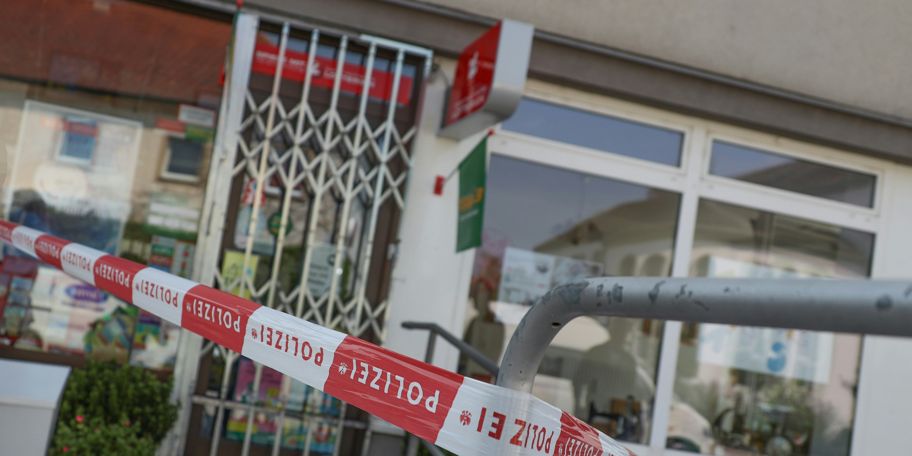 Montagvormittag wurde diese Trafik in Wels überfallen. Der Täter flüchtete ohne Beute.