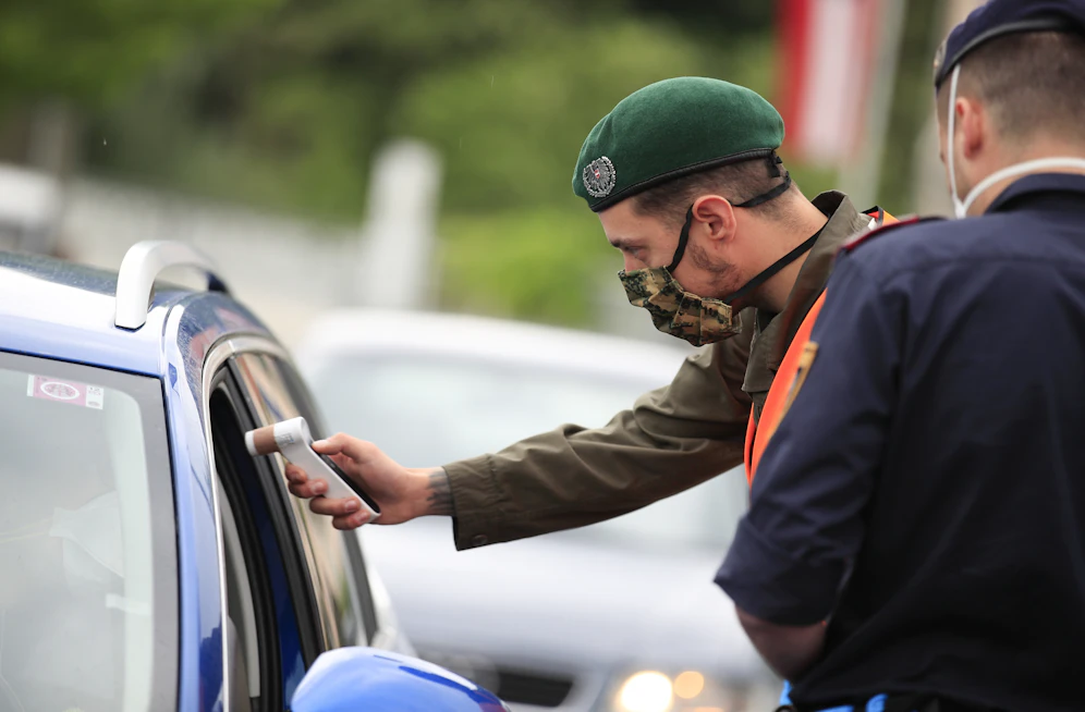 Die Miliz beendet ihren Einsatz.
