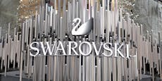 Chef kündigt Swarovski-Mitarbeiter per Video aus Urlaub