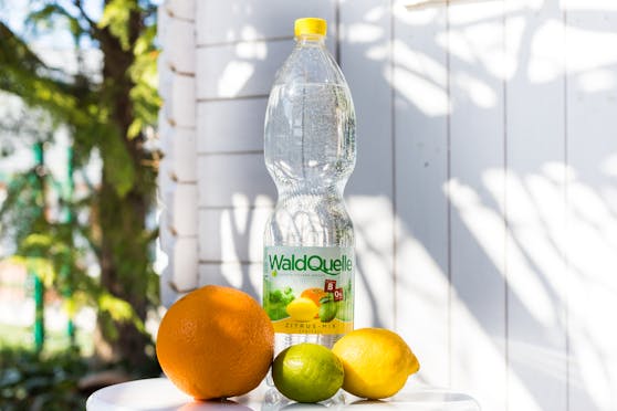 Jetzt teilnehmen und einen Sommervorrat Zitrus-Mix von Waldquelle gewinnen!
