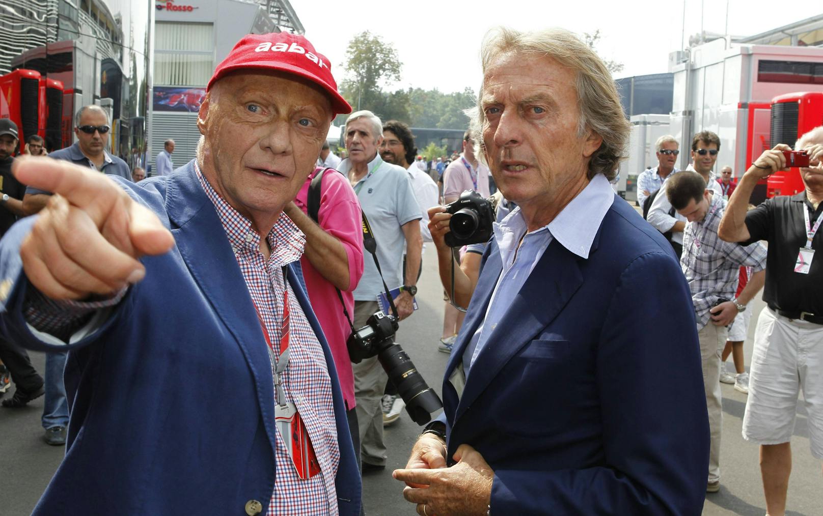 Niki Lauda mit Ferrari-Macher Luca di Montezemolo