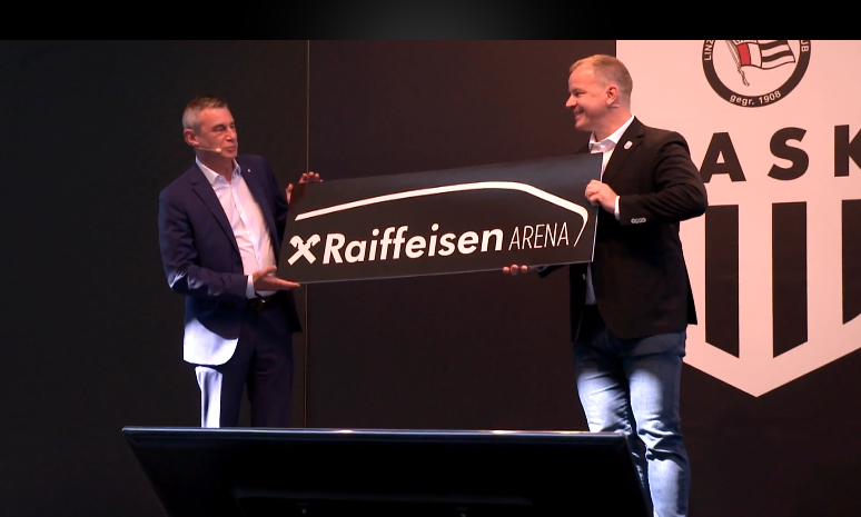 Raiffeisen-General Heinrich Schaller und LASK-Präsident Siegmund Gruber