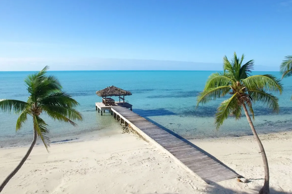 Die Polizei auf den Bahamas ermittelt im Tod dreier Menschen. Grund dafür soll eine Klimaanlage sein.