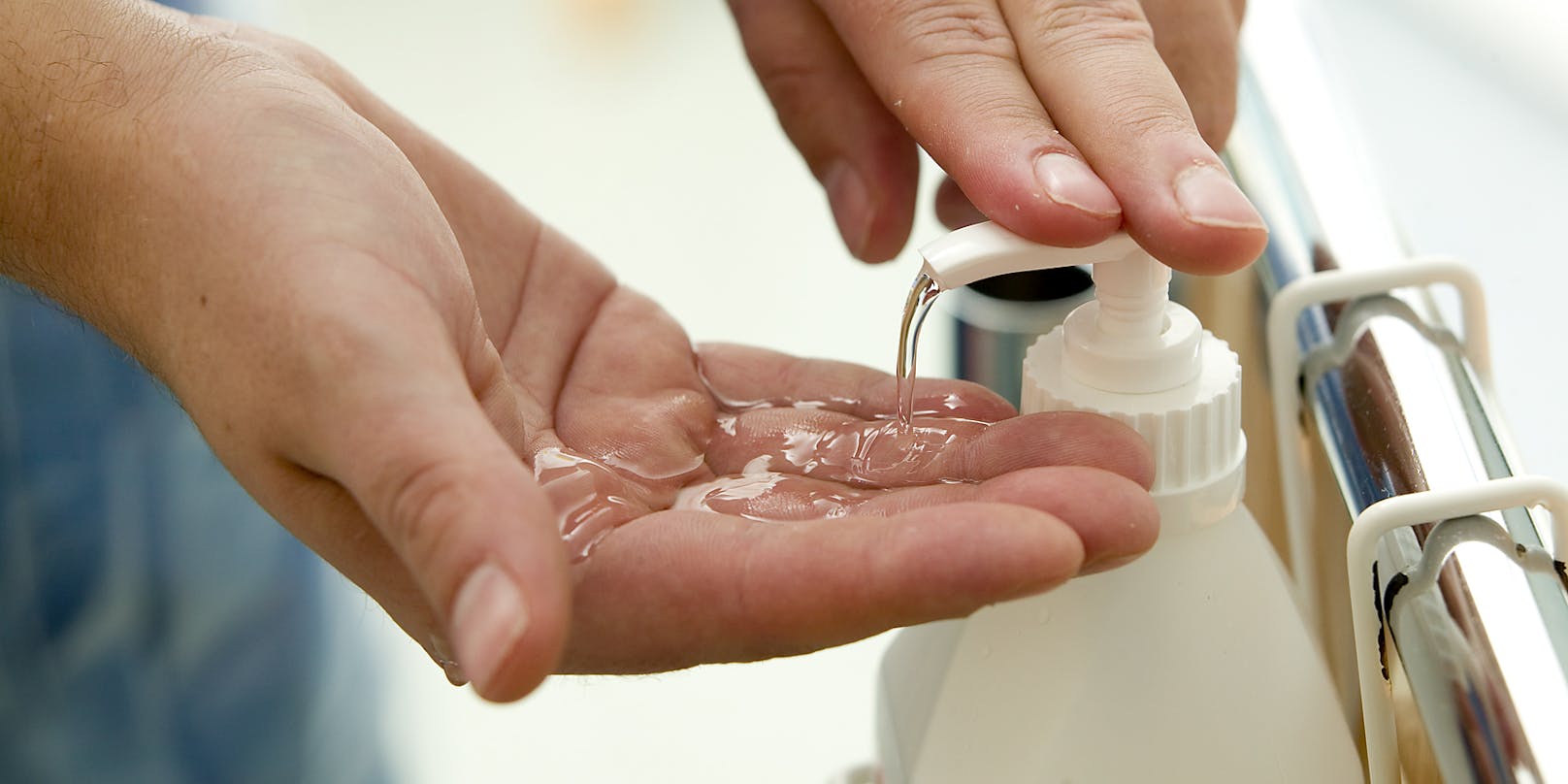 Ausgiebiges Händewaschen oder Verwendung eines Desinfektionsmittel könnte&nbsp;multidesinfektionsmittelresistente Bakterien "züchten".