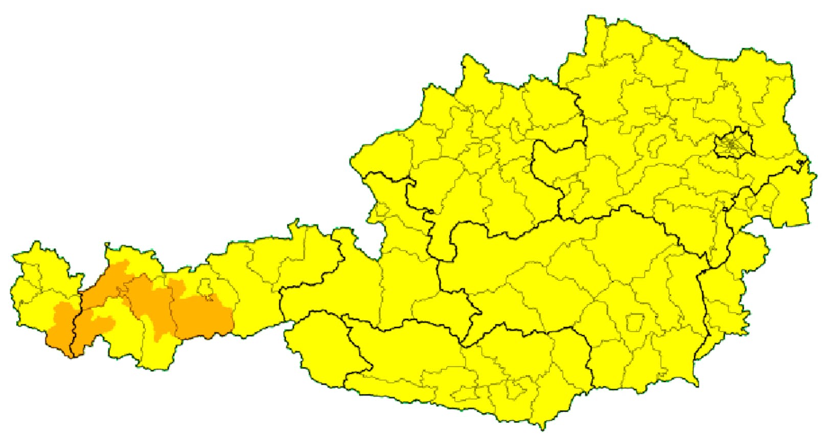 Bereits in der Früh wurde landesweit eine Gewittervorwarnung (gelb) ausgegeben. Im Westen donnerte es schon.