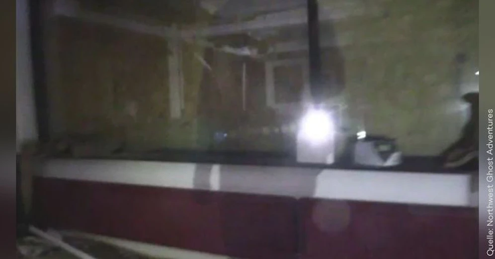 Sieht man hier die Silhouette eines Geistes?
