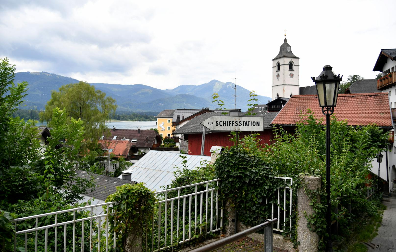 Corona-Cluster St. Wolfgang im Salzkammergut: Infektionsfälle wurden in insgesamt 10 Unterkünften und Lokalen gemeldet (24. Juli 2020)