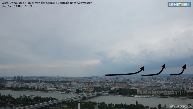 Der Aufwind über dem Wienerwald um 14:00 Uhr