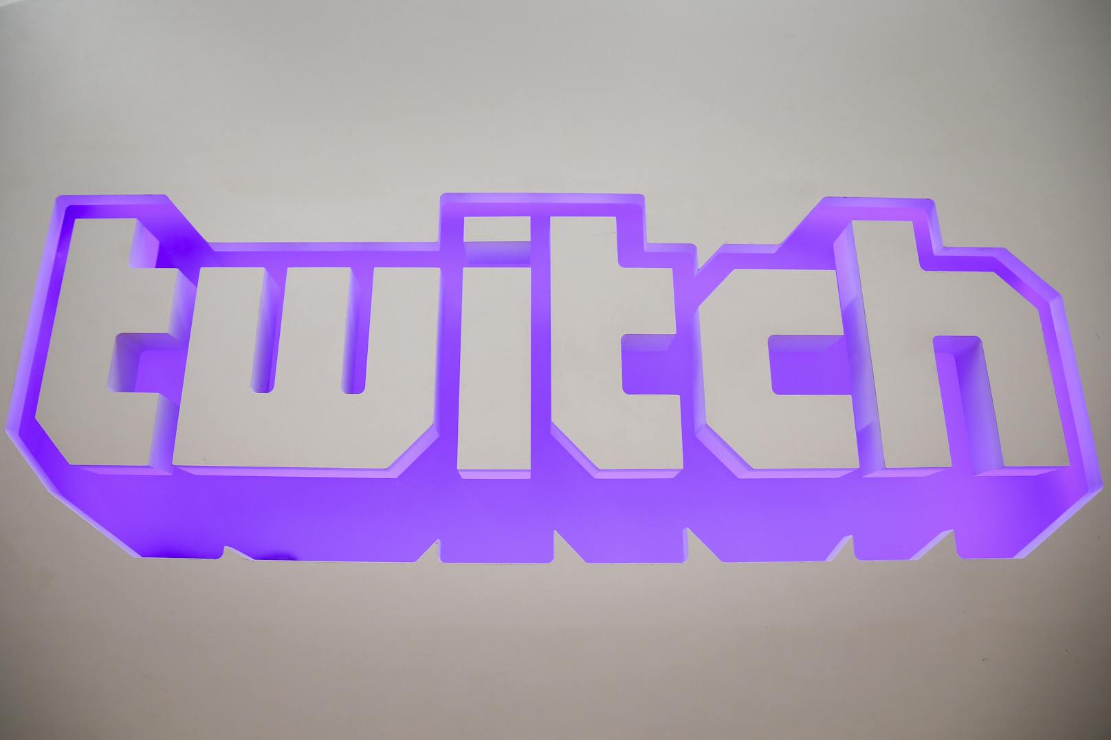 Ein Teenager hat 20.000 Dollar an Twitch-Streamer gespendet.