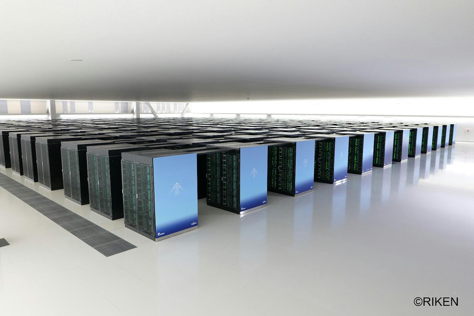 Neuer japanischer Supercomputer Fugaku von Fujitsu und RIKEN.