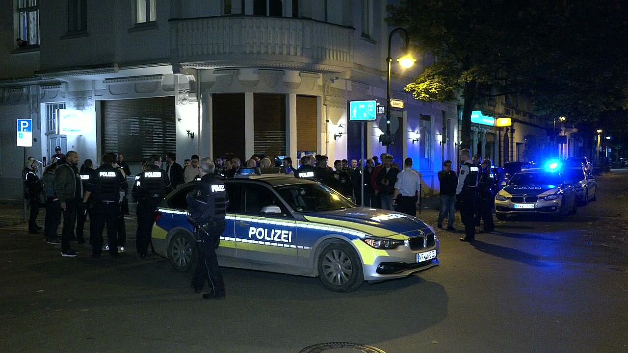Bei der Schlägerei wurden elf Personen verletzt.