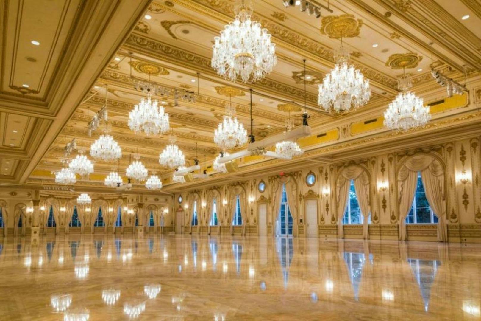 Für Hochzeiten ist Mar-a-Lago sehr beliebt. Der Ballsaal ist aber nicht original, den ließ Donald Trump extra bauen.