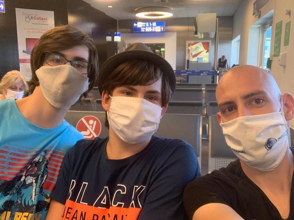 Endlich: Familie landete in Griechenland.