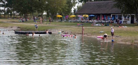 Der Badesee Apetlon im Seewinkel (Bgld)