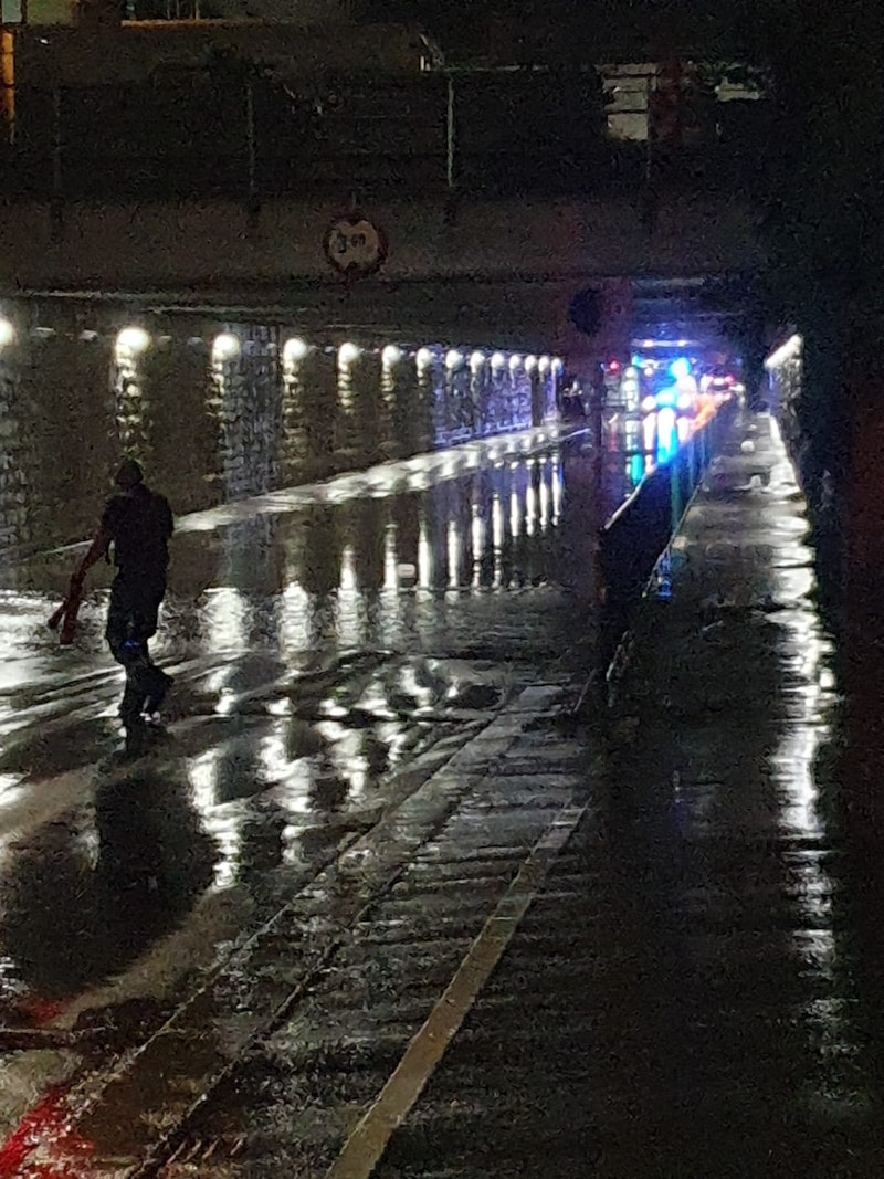 Unterführung in Heiligenstadt überflutet