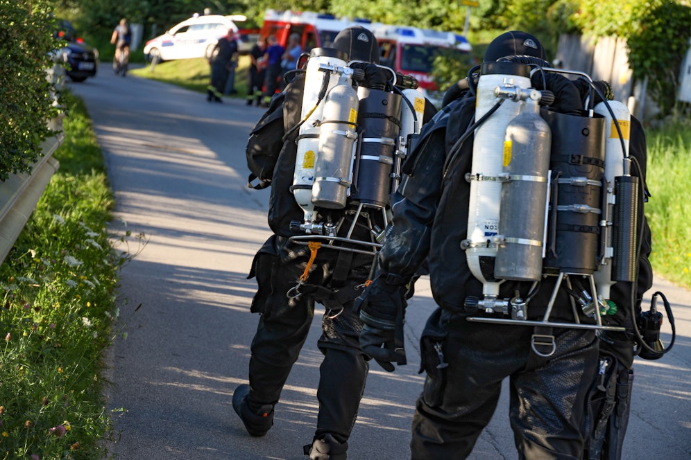Taucher der Cobra und auch der Feuerwehr waren im Einsatz.