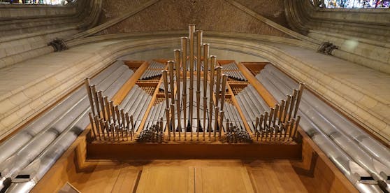 Die Rudigierorgel von unten gesehen