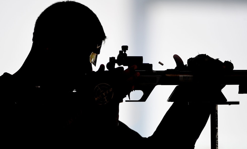 Ein Unbeakannter schoss in die Fassade eines EInfamilienhauses.