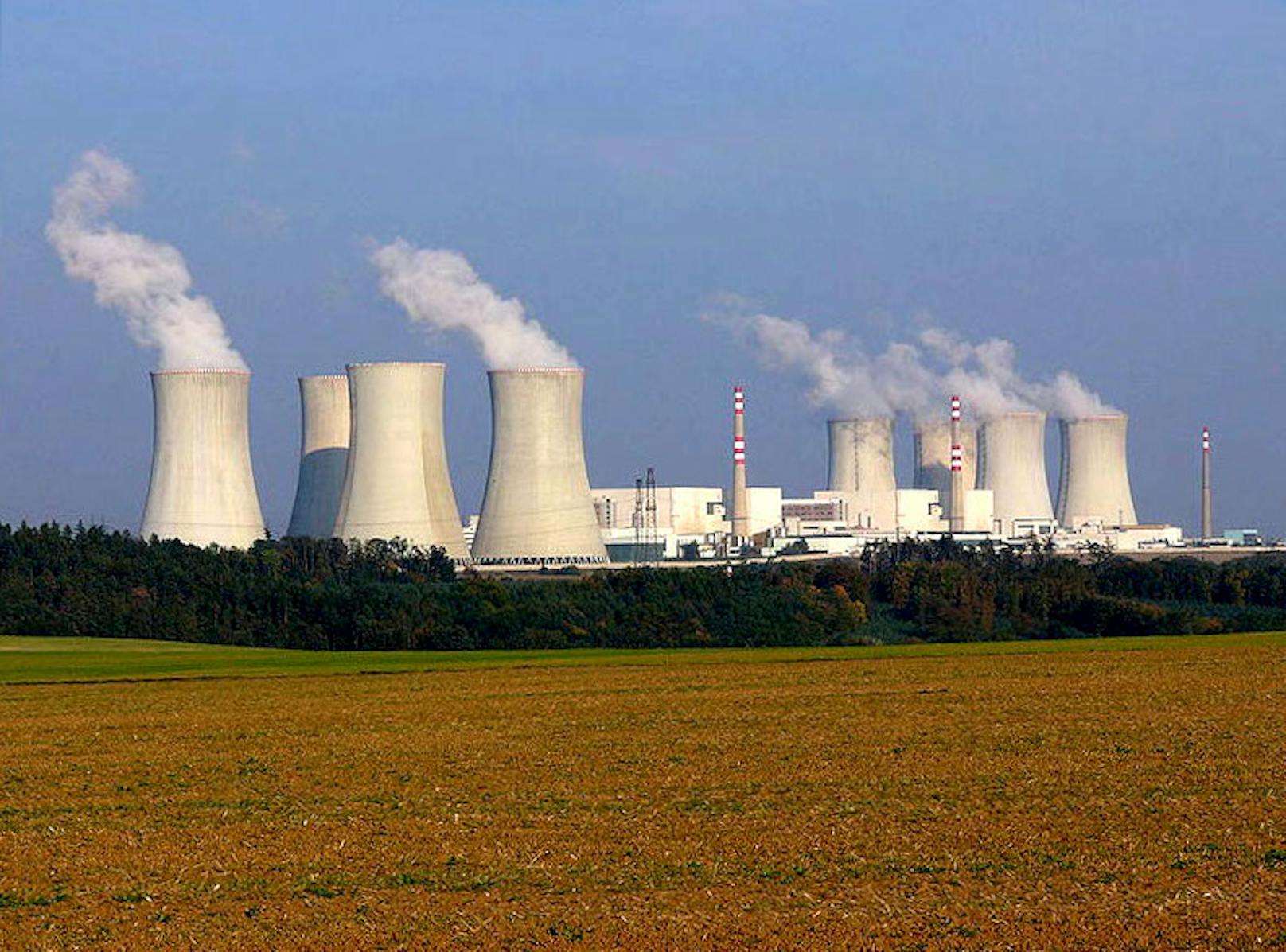 Das Kernkraftwerk Dukovany liegt 100 Kilometer nördlich von Wien.