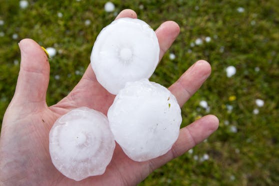 Am Mittwoch hagelte es in Kärtnten golfballgroße Hagelkörner.