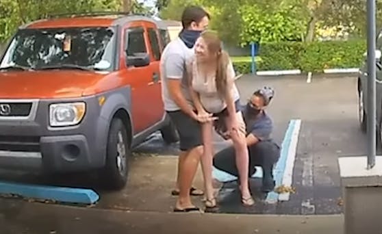 Susan Anderson brachte ihr zweites Kind auf einem Parkplatz zur Welt.
