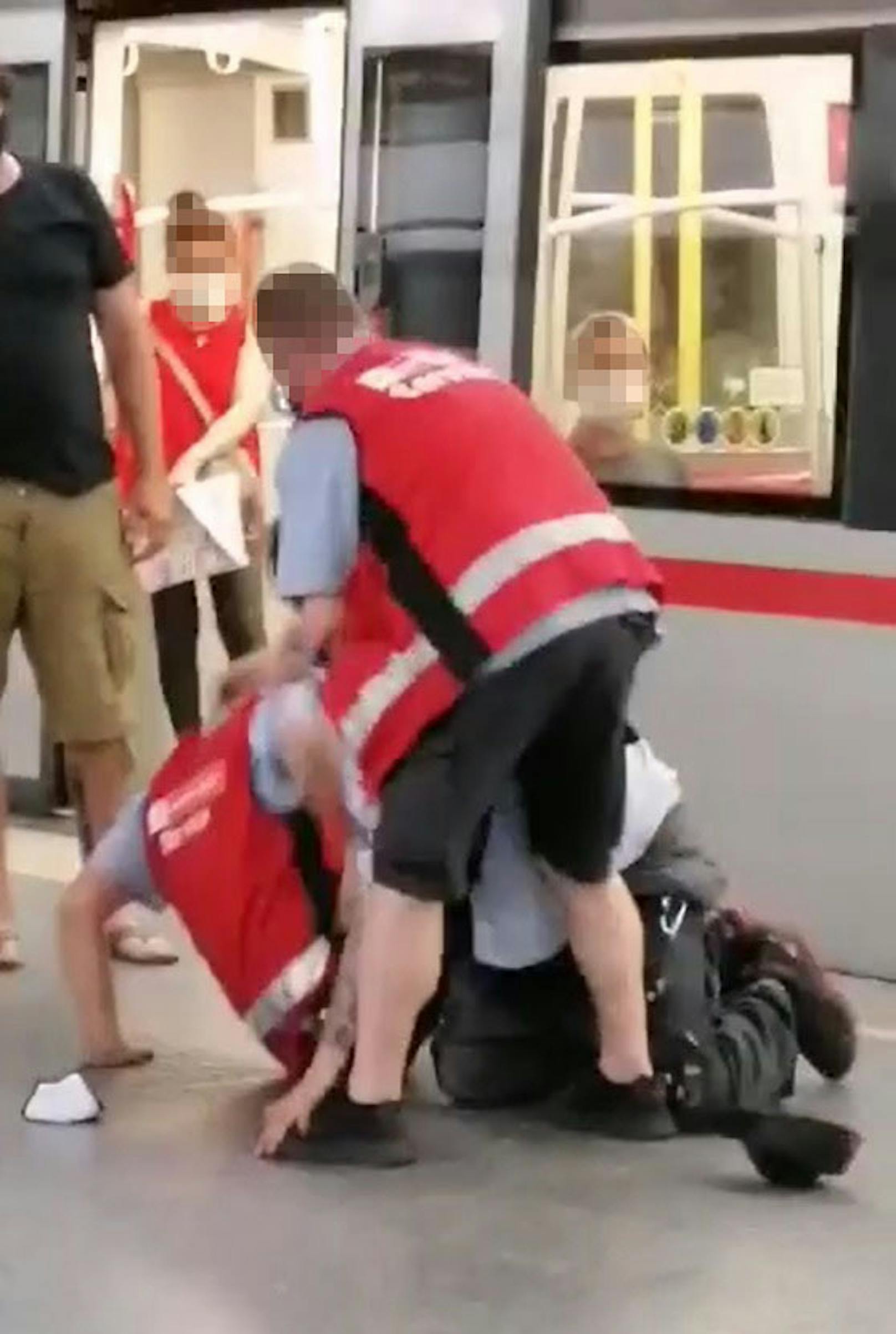 Ein Mitarbeiter der Wiener Linien wurde angegriffen.