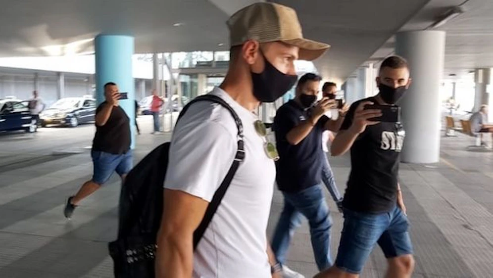 Stefan Schwab ist schon in Griechenland gelandet. 