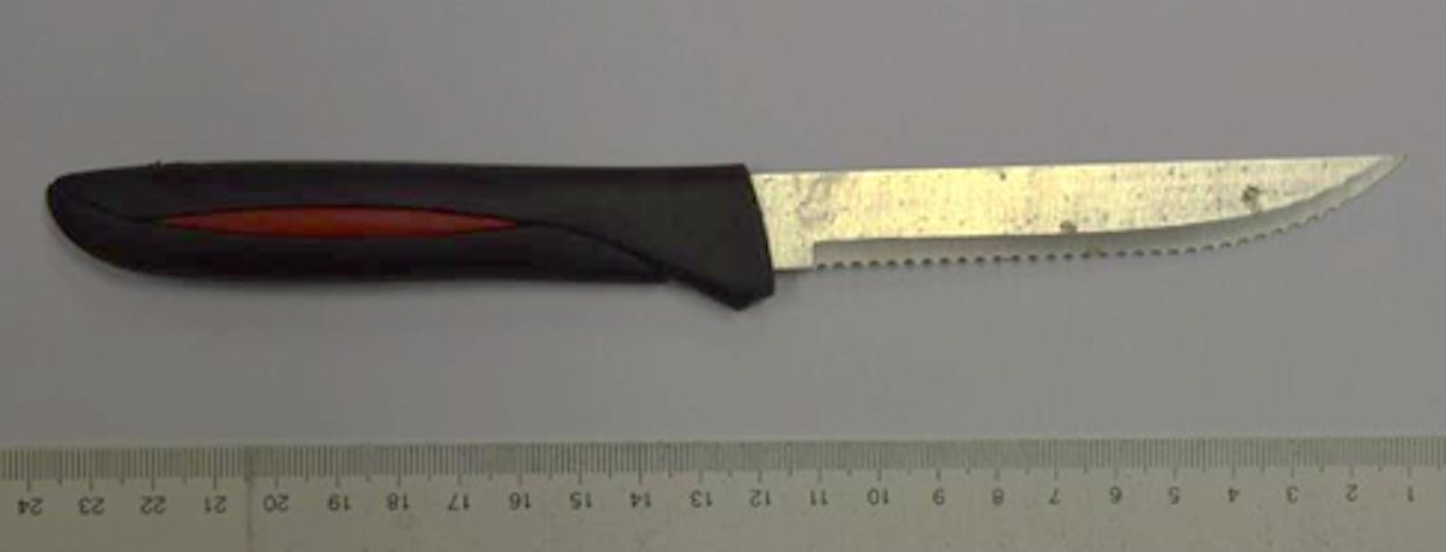 Das Messer wurde von der Polizei sichergestellt.