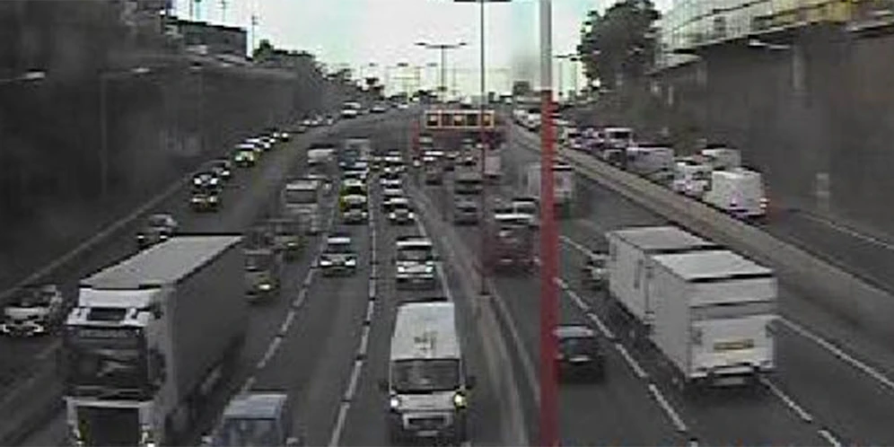 Stau auf der A23 bei Wien: Donnerstagfrüh kam es zu langen Behinderungen.