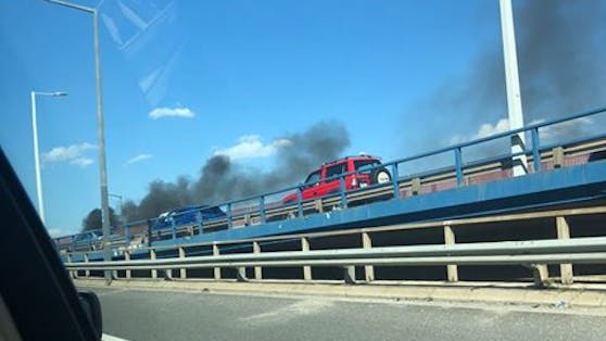 Stau auf der Wiener Tangente nach einem Fahrzeugbrand