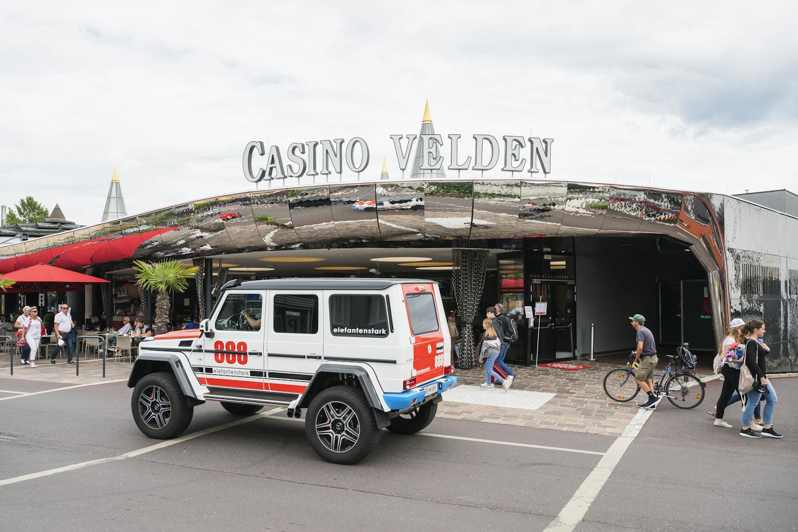 Die Infizierte soll am 25. Juli zwischen 20 und 22 Uhr das Casino Velden besucht haben.