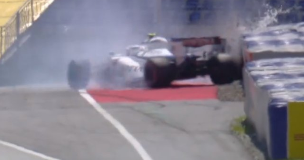 Nicholas Latifi schrottet seinen Williams.