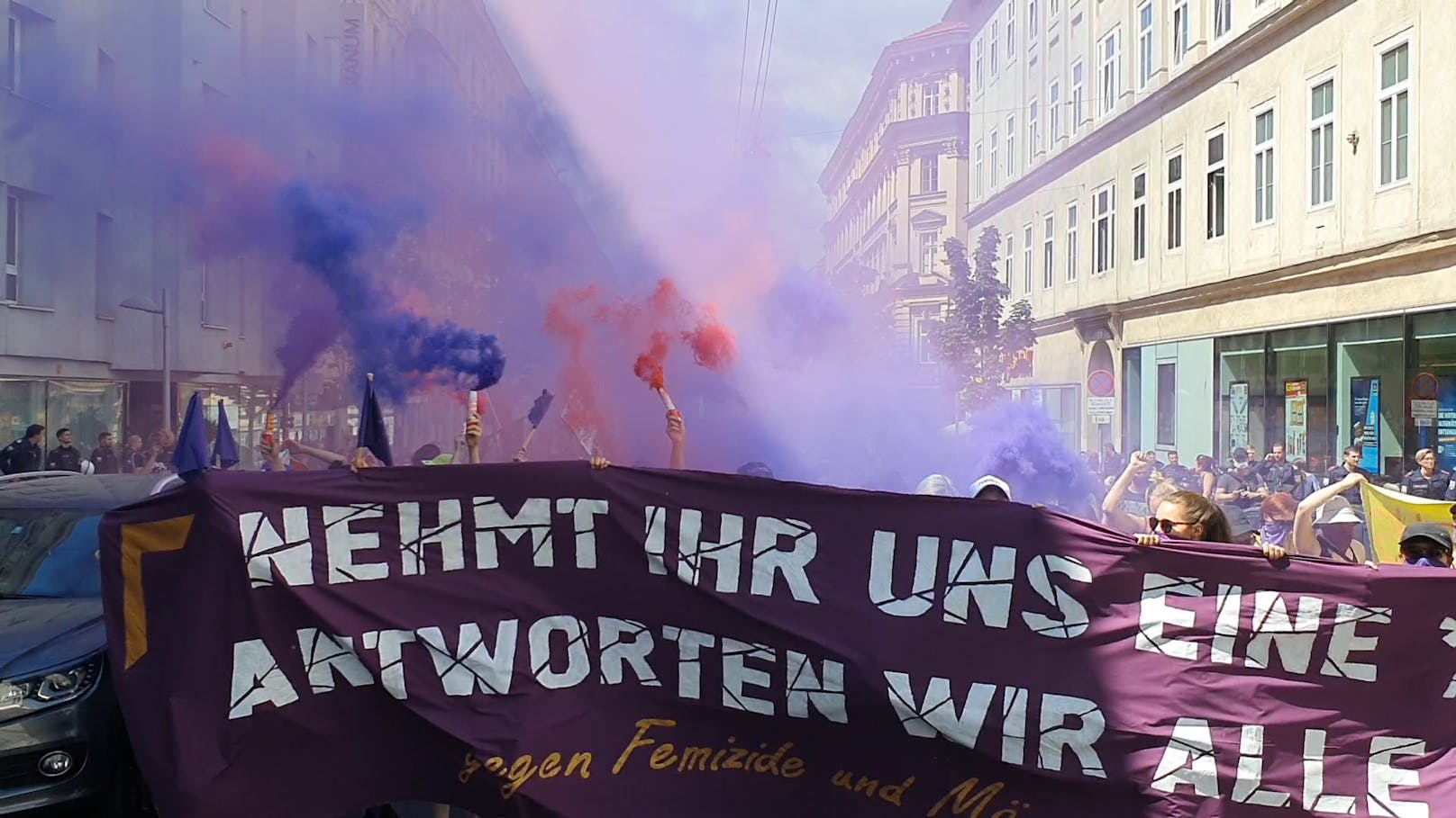 Am Samstag demonstrierte die "Radikale Linke" in Favoriten gegen Männergewalt.