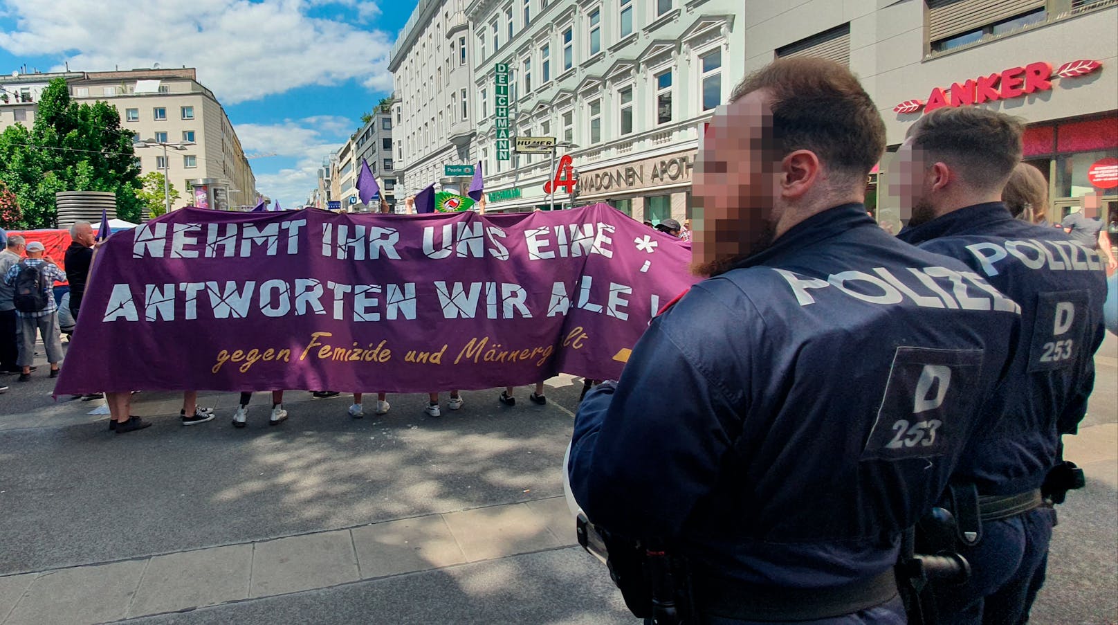 Am Samstag demonstrierten die "Radikalen Linken" in Favoriten gegen Männergewalt.
