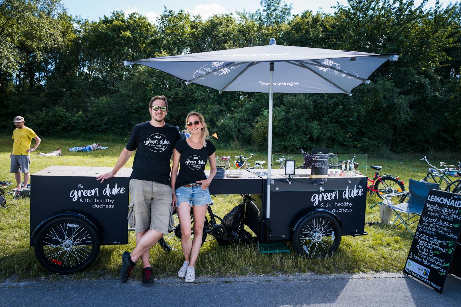 MIt ihrem Foodbike "The Green Duke&amp;the healthy Duchess" bringen Patrick (35) und Kristina (33) gesunde und CO2-neutrale Schmankerln auf die Donauinsel.