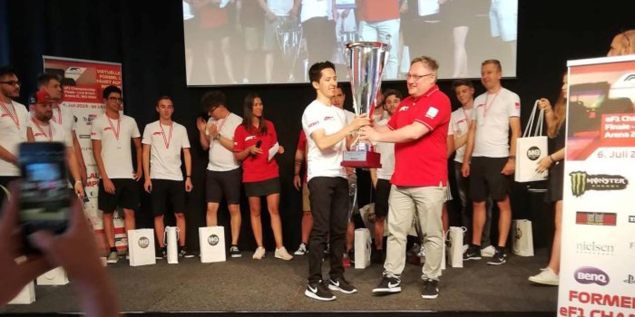 Der Tiroler Dominik Hofmann holte sich im Vorjahr den Formelaustria eF1 Titel.