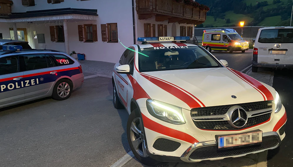 Der Mann wurde bei der Messerattacke schwer verletzt.