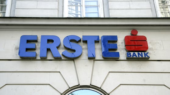 Bei zahlreichen Filialen der Sparkasse sind österreichweit derzeit Geldautomaten, Münzzähler sowie Einzahlungen lahm.