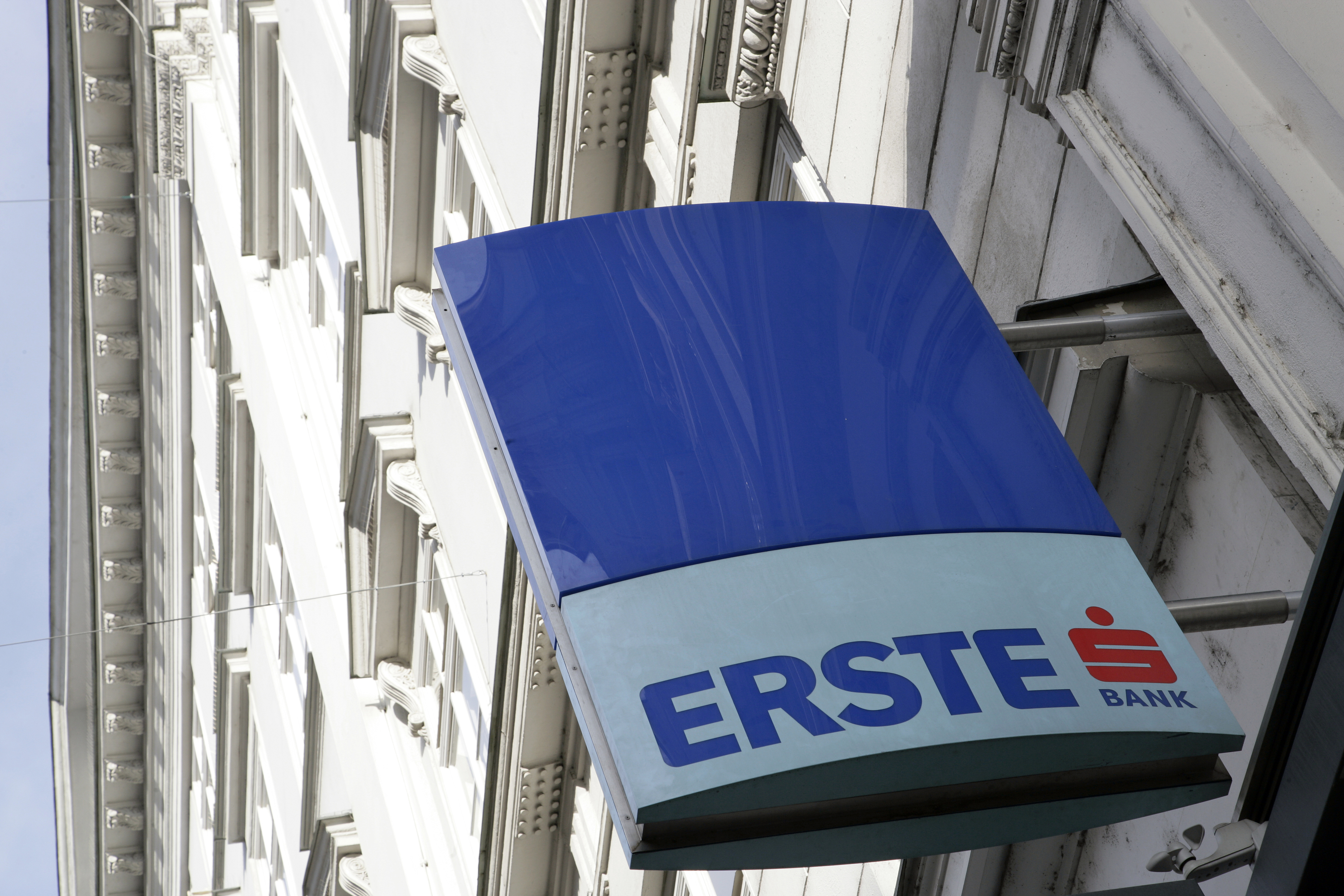 Heute.at - Ärger! Sparvertrag gekündigt, Guthaben eingefroren