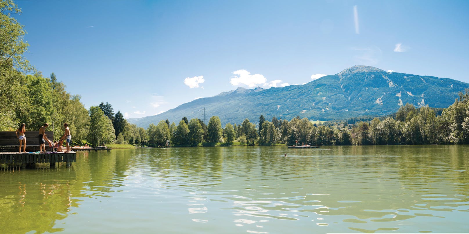 Am Lanser See hat man den perfekten Blick auf Innsbrucks Hausberg, den Patscherkofel.