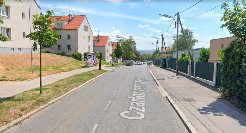 Die Czartoryskigasse in Wien-Hernals, Blick stadteinwärts