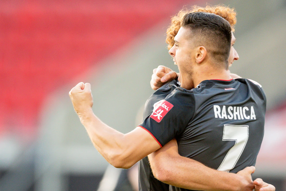 Bremen jubelt über den Klassenerhalt in der deutschen Bundesliga
