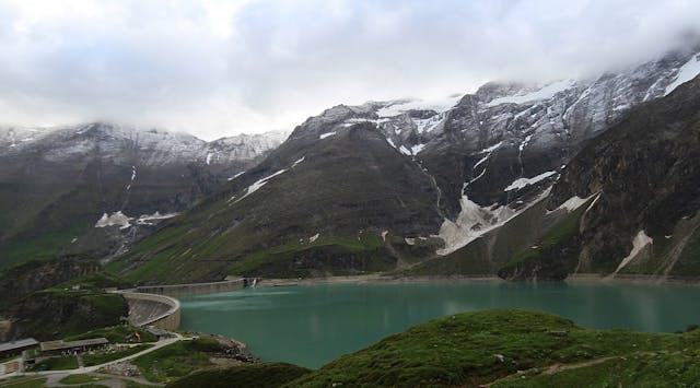 Kalteeinbruch Bringt Schnee Mitten Im Sommer Osterreich News Heute At