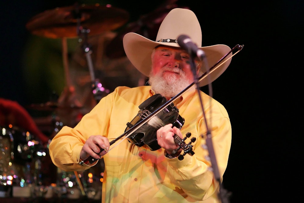 Country-Star <strong>Charlie Daniels</strong> spielte bei seinen Auftritten stets die erste Geige. Für 