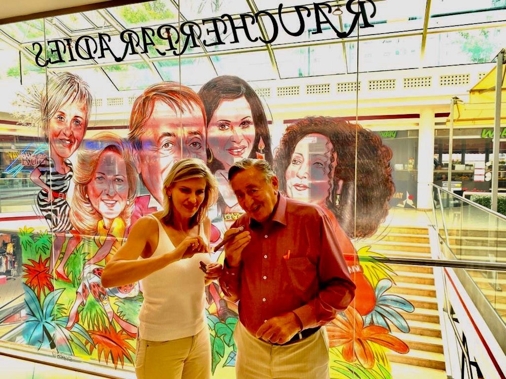 Richard Lugner bei der Eröffnung seiner Raucher-Lounge