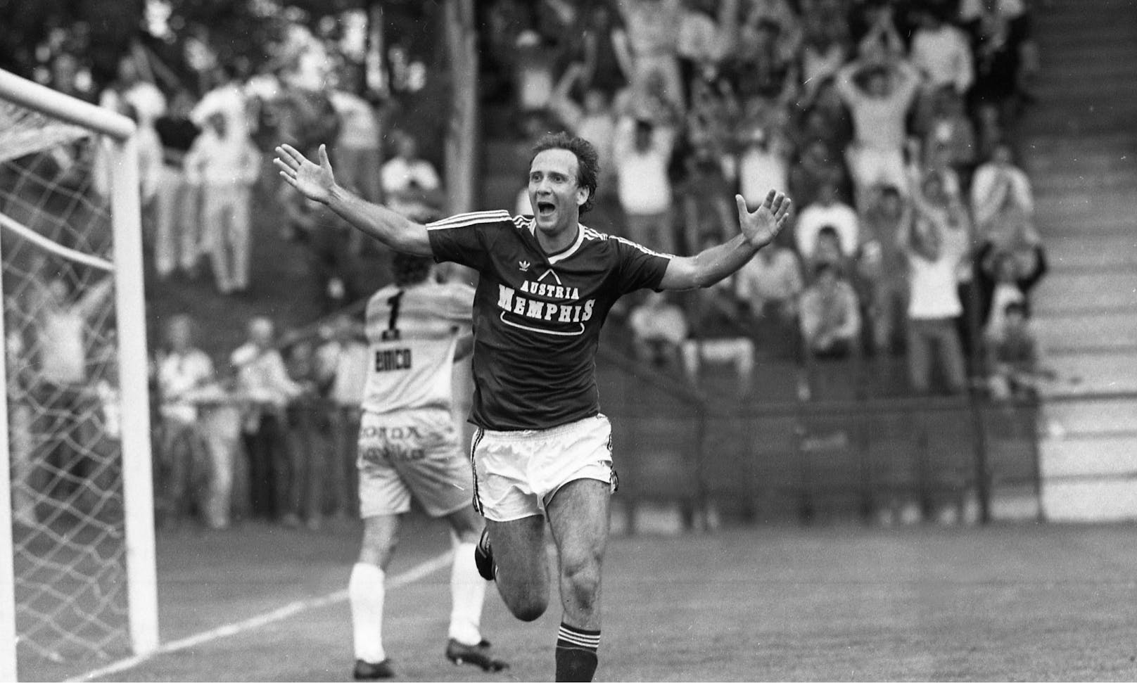 <strong>Tibor Nyilasi:</strong> Drei Mal Meister mit der Austria, in 144 Pflichtspielen von 1983 bis 1988 erzielte 113 Tore für die Violetten.&nbsp;