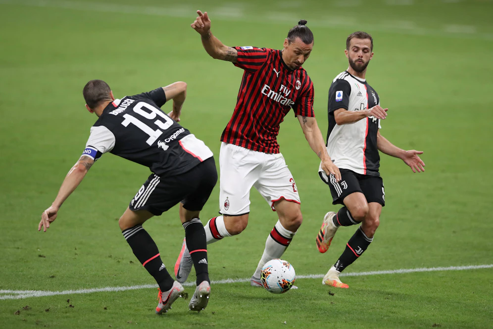 Zlatan Ibrahimovic bezwang mit Milan Tabellenführer Juventus Turin.