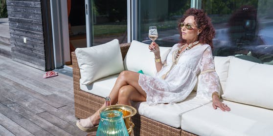 Christina Lugner rührt die Werbetrommel für Lignano.