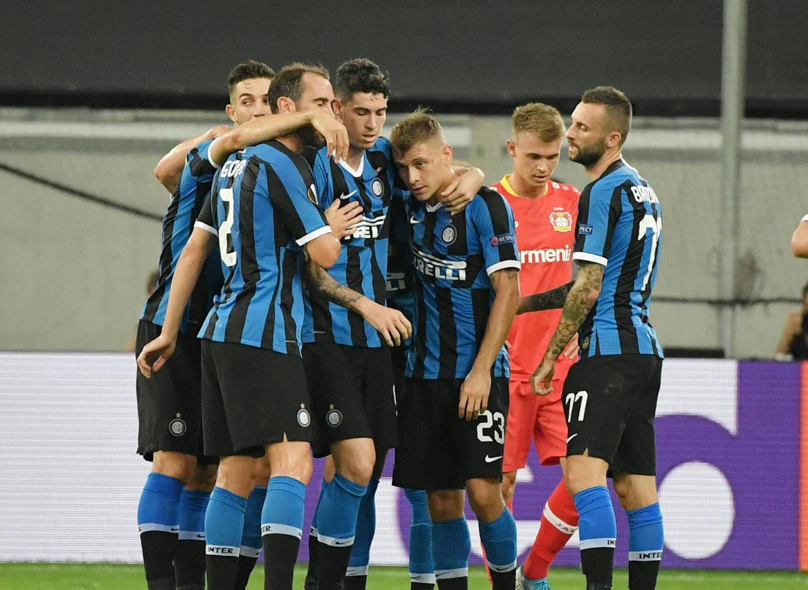 Inter jubelt gegen Leverkusen