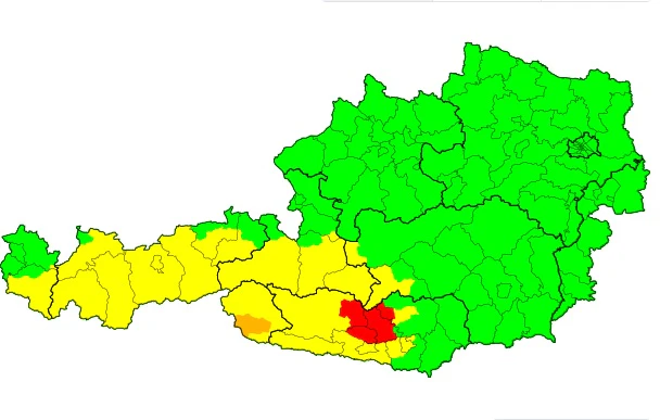 Besonders im Süden und Westen des Landes drohen am Nachmittag schwere Gewitter.